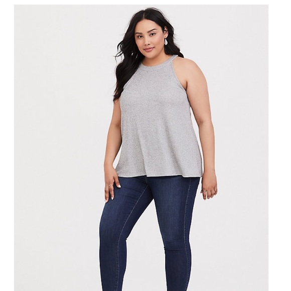 Torrid shiny high neck flowy tank top - Picture 3 of 5